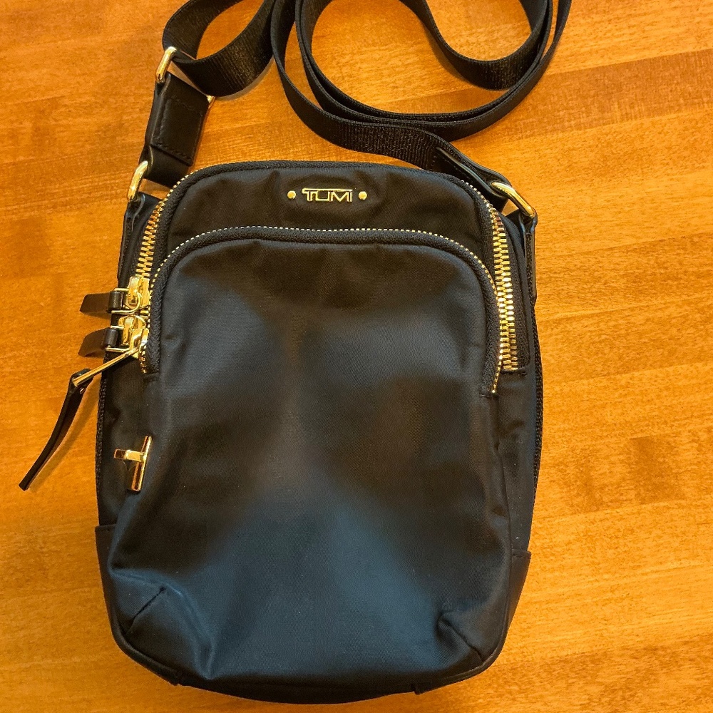 TUMI Ruma Crossbody Bag Like New/Excellent Condition